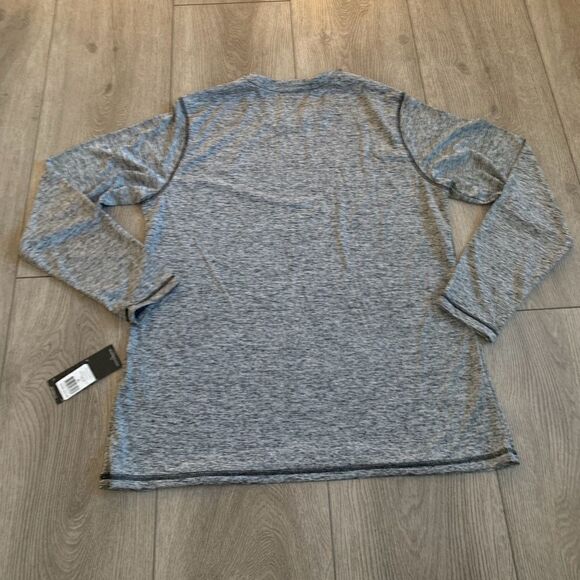 Adidas woman’s LS tech tee very soft and lightweight - Picture 2 of 3
